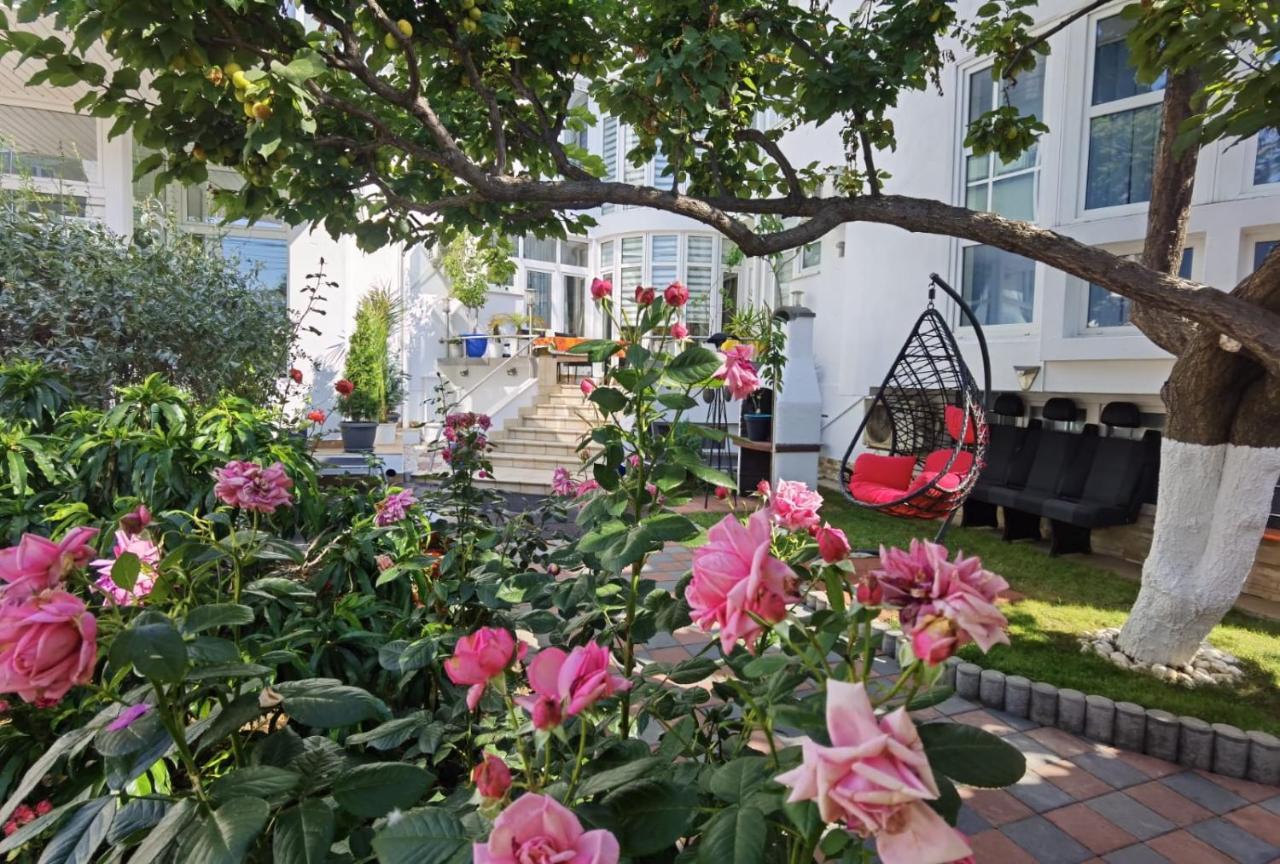Fitness House With Garden Hotel Constanta Exterior photo